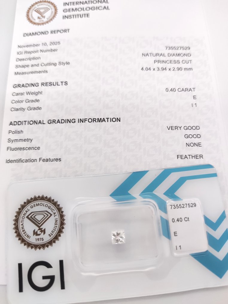 No Reserve Price - 1 pcs Diamond  (Natural)  - 0.40 ct - E - I1 - International Gemological Institute (IGI) #3.2