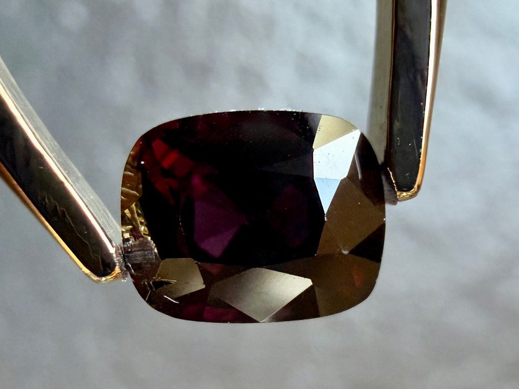 Ingen mindstepris Lilla Spinel  - 1.05 ct - Antwerp Laboratory for Gemstone Testing (ALGT) #1.0