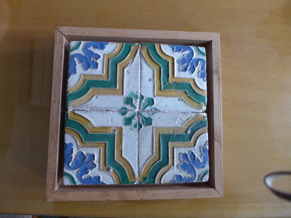  Tile (4) - 1600-1650  #1.0