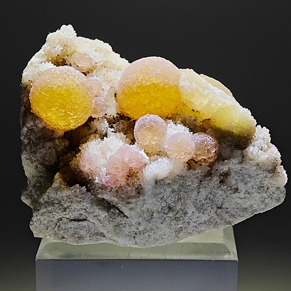 Κίτρινη σφαιρική φθορίτης σε χαλαζία, πολύ σπάνια, Κίνα Κρύσταλλοι στη μήτρα - Ύψος: 52 mm - Πλάτος: 43 mm- 77 g #1.0