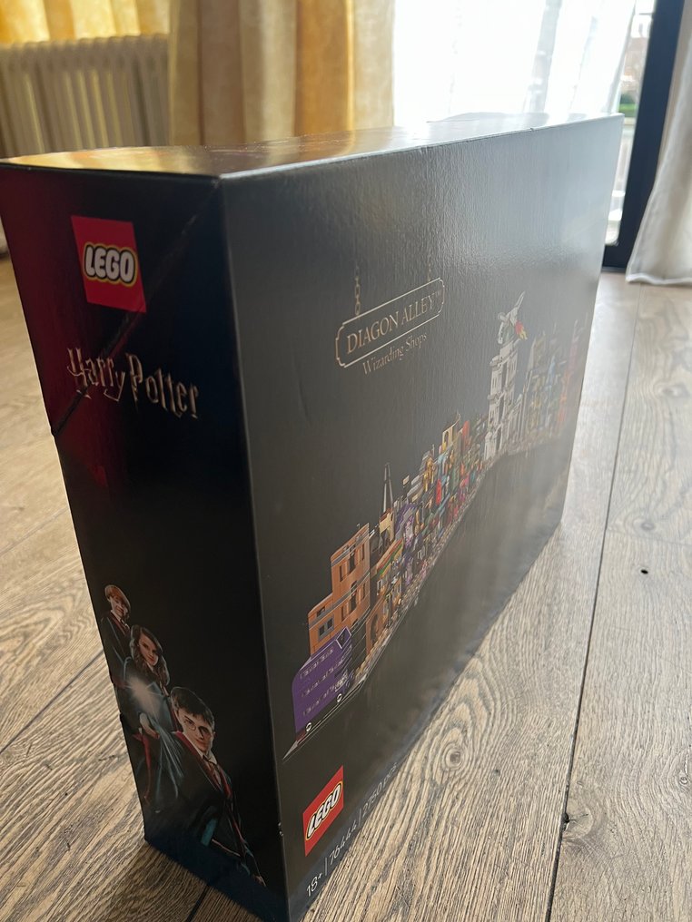 LEGO Set - 76444 - Harry Potter - Diagon Alley #3.2