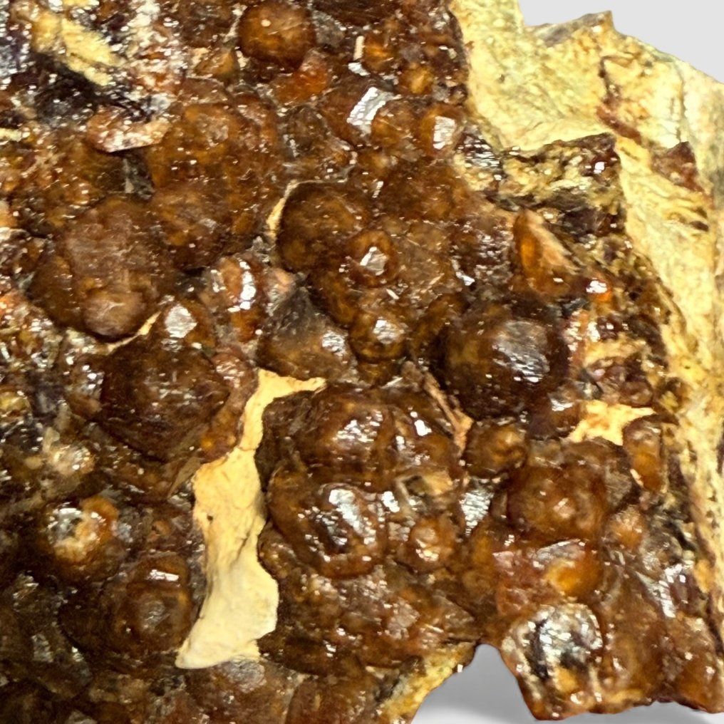 Granat andradit z wyspy Serifos - Wysokość: 7 cm - Szerokość: 5 cm- 300 g #4.3