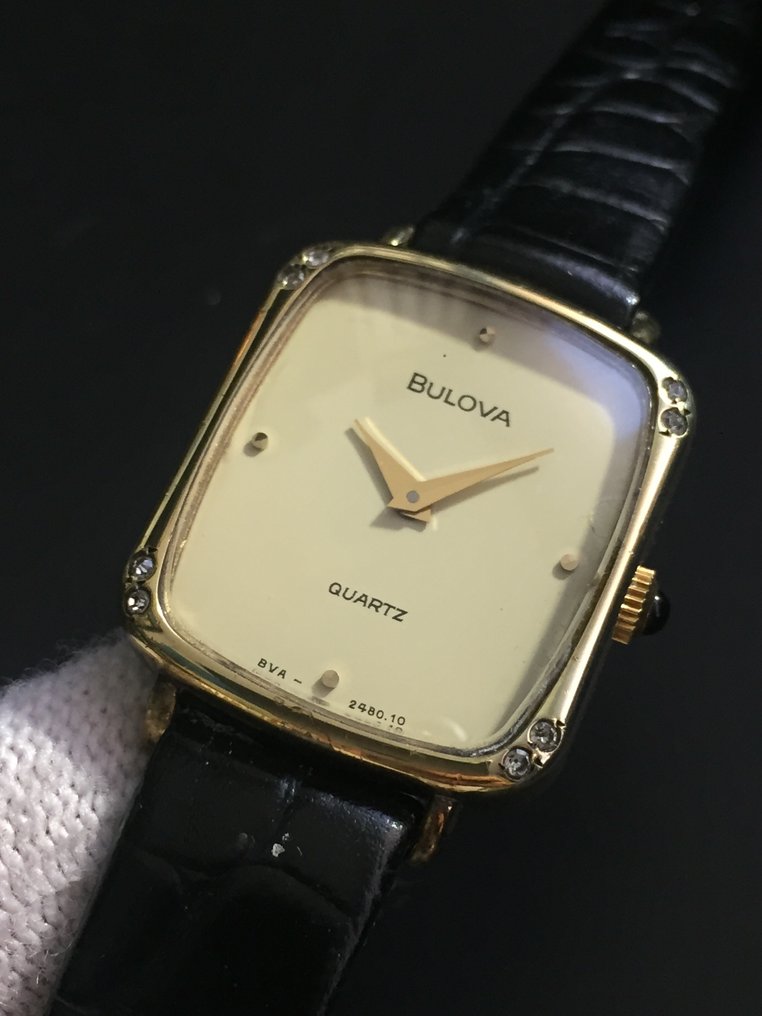 Bulova - De Luxe Diamonds Bisel New Old Stock - Nincs minimálár - . - Női - 1990-1999 #4.3