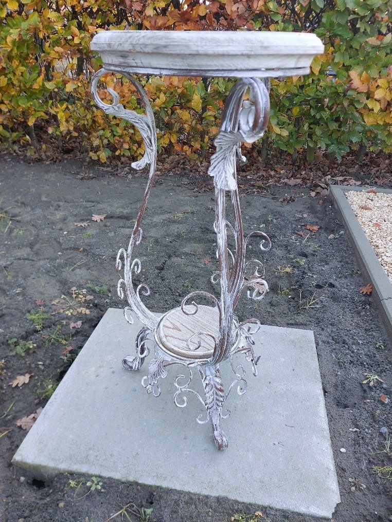 Side table - 白合金 - 马厩支架 #1.0