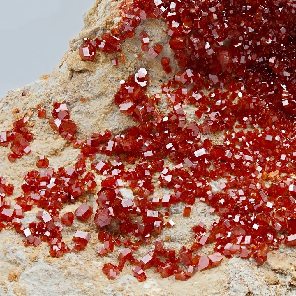 血红色的瓦纳丁石风暴，美学 水晶矩晶体 - 高度: 116 mm - 宽度: 95 mm- 368 g #2.1