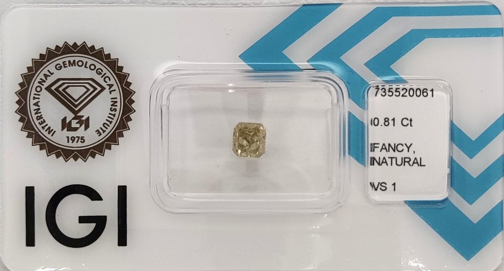 No reserve price - 1 pcs Diamond  (Natural coloured)  - 0.81 ct - Cushion - Fancy Yellow - VS1 - International Gemological Institute (IGI) #1.0