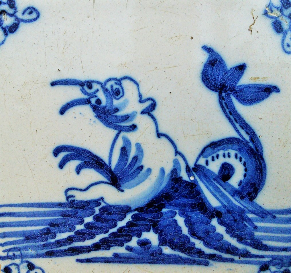  Tile - Zeewezen met slagtanden / Walrus - 1650-1700  #1.0