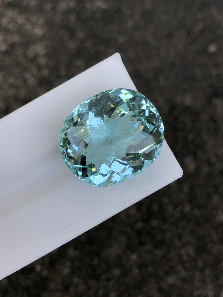 1 pcs Kék Akvamarin - 31.87 ct - Nemzetközi Színes Drágakő Szövetség (ICA GemLab) #3.2