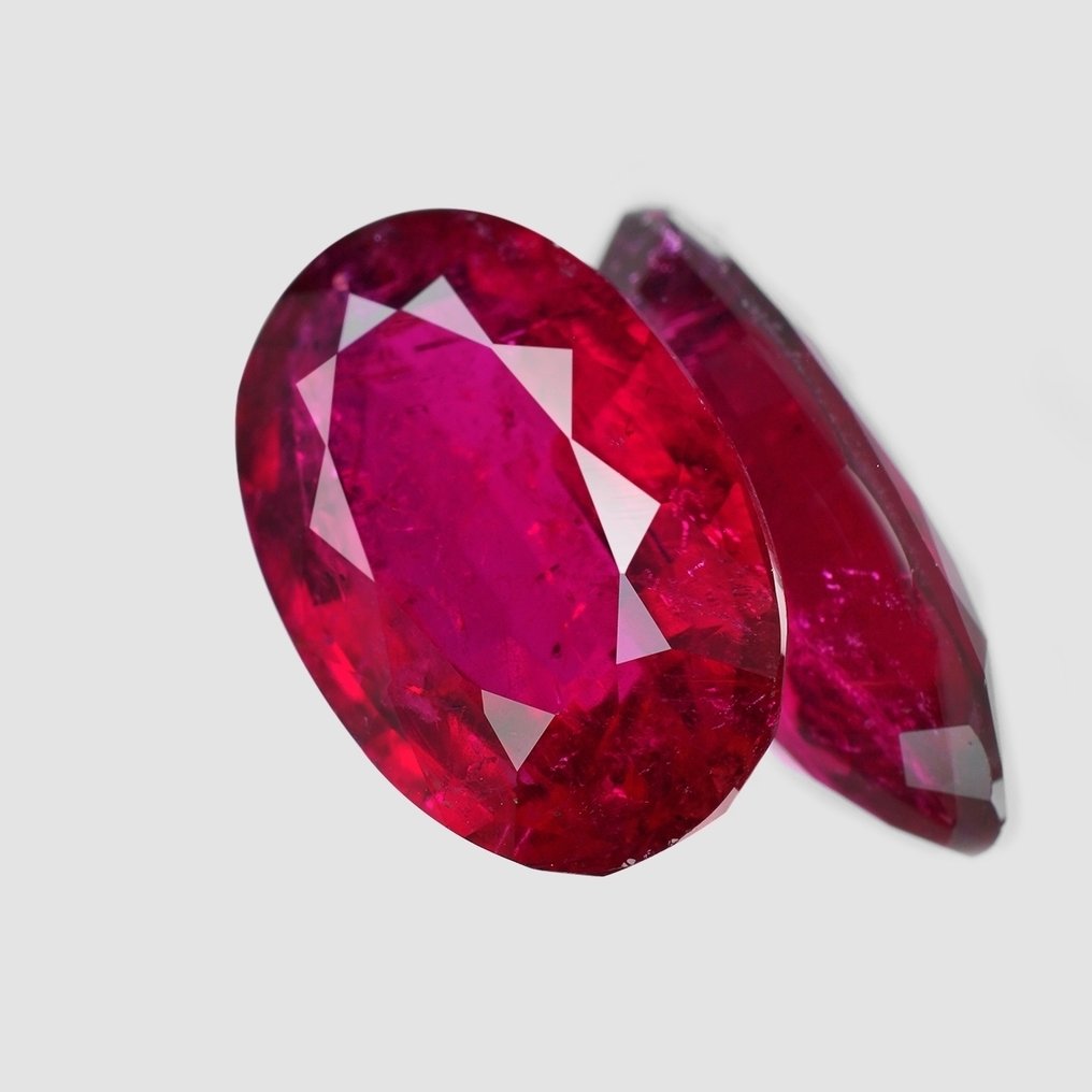1 pcs Κόκκινο, Μωβ Τουρμαλίνης - 3.21 ct - Διεθνής Ένωση Έγχρωμων Πολύτιμων Λίθων (ICA GemLab) - Rubellite #3.2