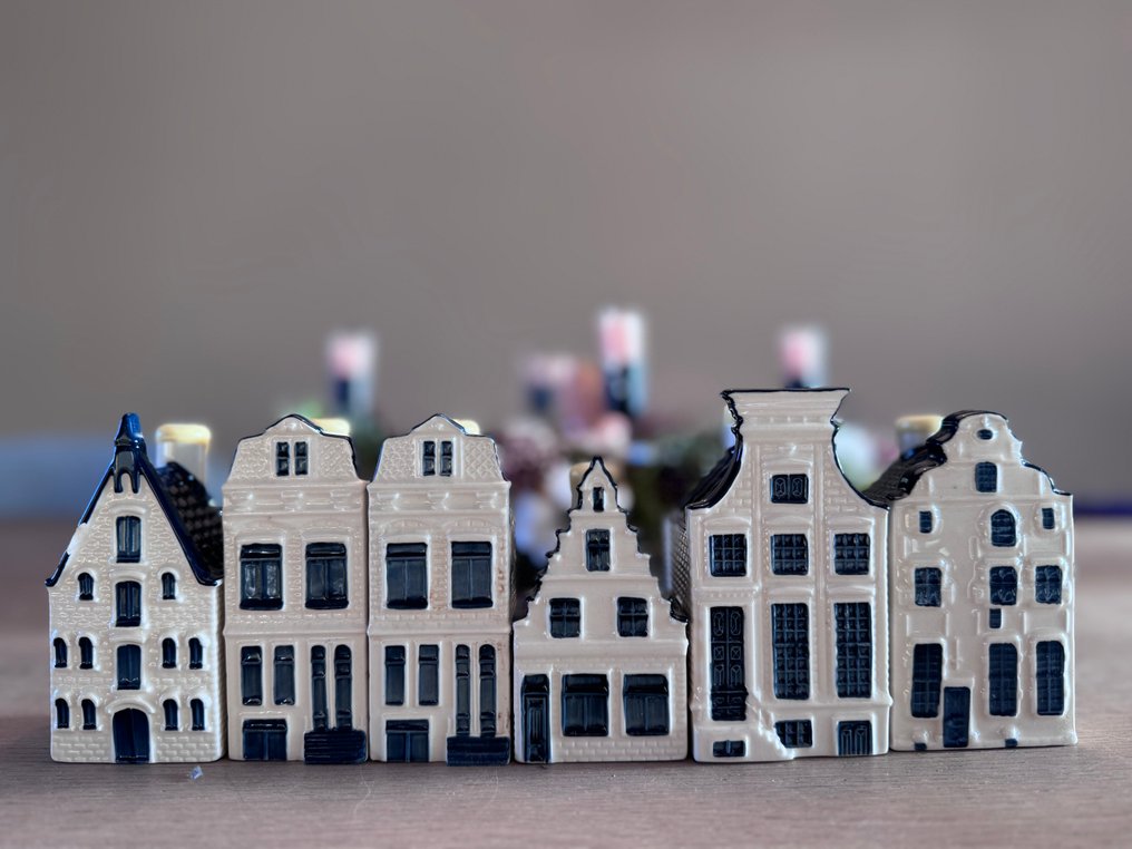 Maison KLM - 63, 70, 71, 71, 73, 84  #1.0