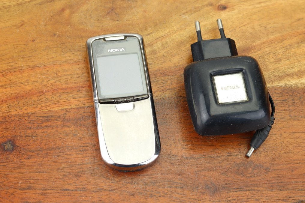 Nokia 8800 - Matkapuhelin #1.0