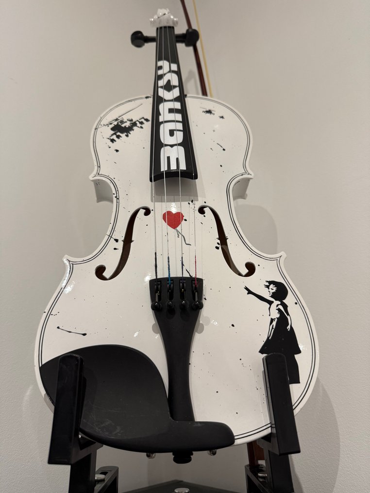 Art'Pej - Violon Banksy Girl Balloon #2.1
