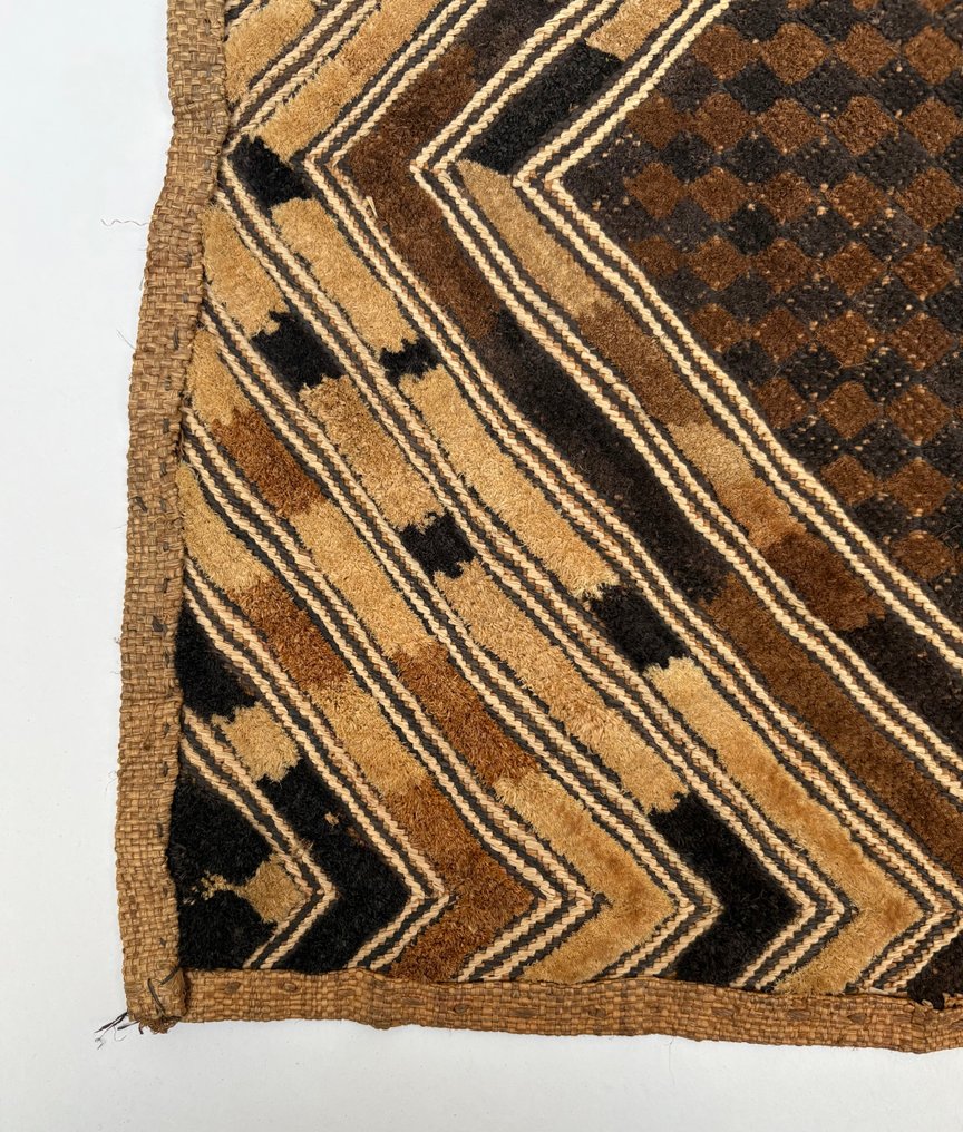 Shoowa - Shoowa-Kuba - 刚果（金）  (没有保留价) #4.3