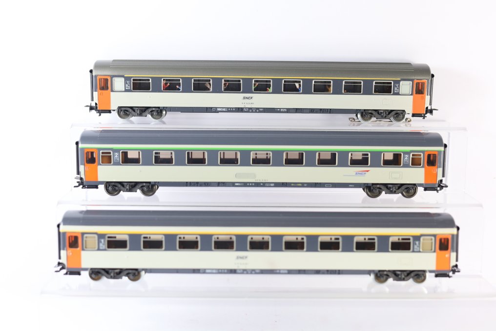 Märklin H0 - 4253/4161/42532 - Wagon de passagers pour trains miniatures (3) - 3 voitures Eurofirma - SNCF #1.0