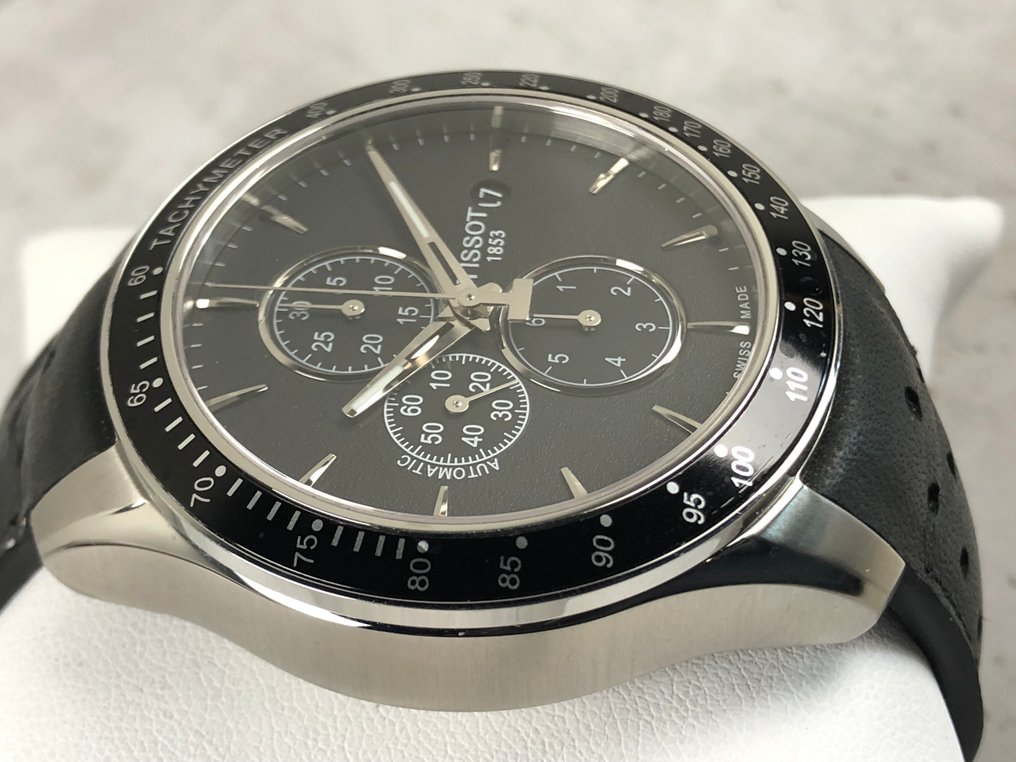 Tissot - V8 Chronograph Automatic - T1064271605100 - Heren - 2010-2020  #3.2