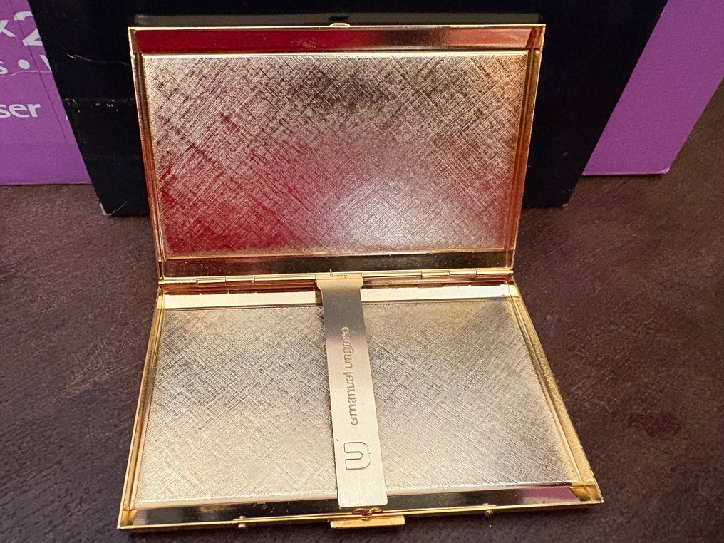 Icon - metal and enamel - Enamelled cigarette case #2.1