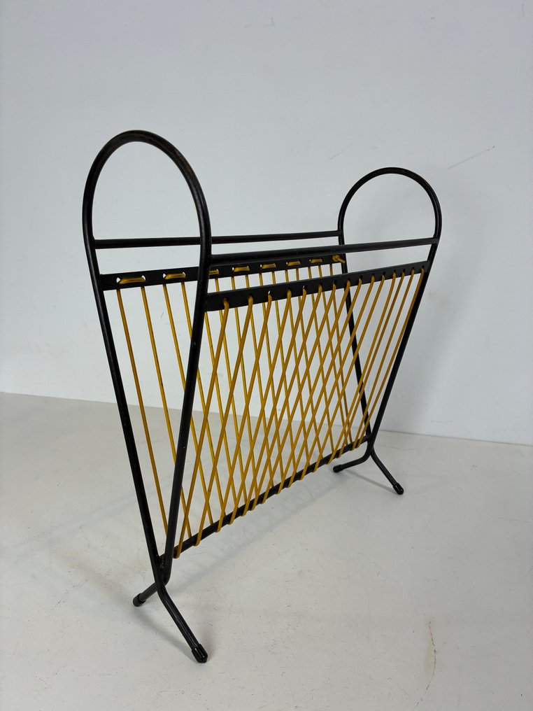 Stojak na czasopisma - Metal #1.0