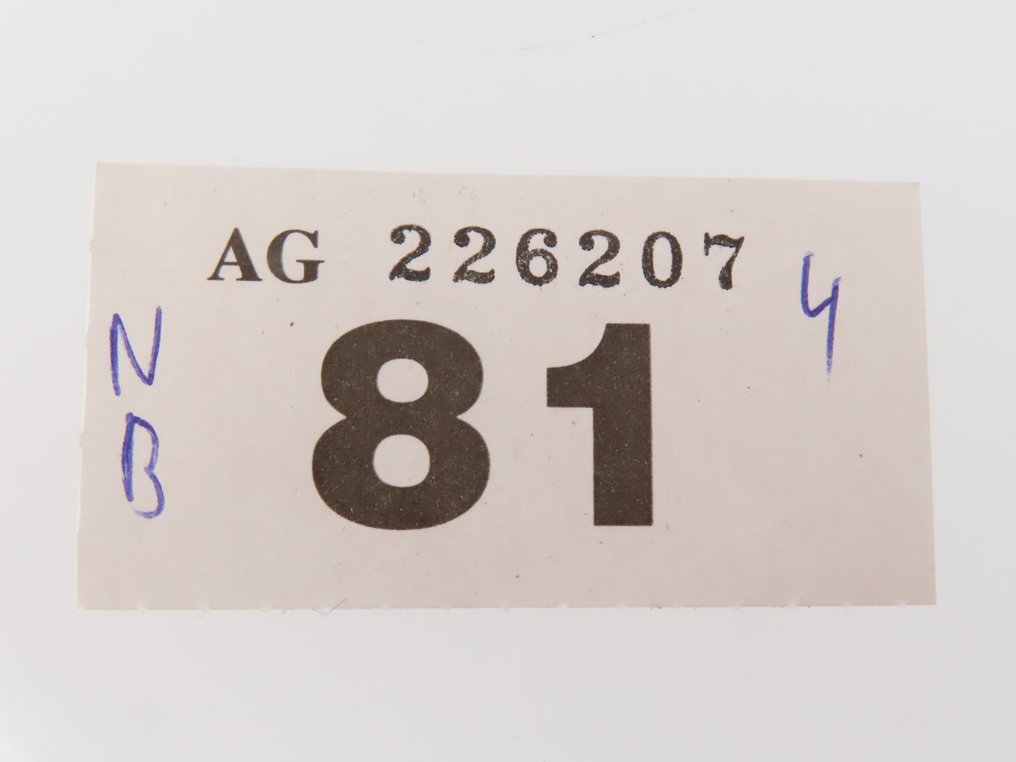 Minitrix N轨 - 51 3297 00/51 3298 00 - 模型火车货运车厢 (4) - 3辆6轴重载卡车，带载和空载 - DB #3.2