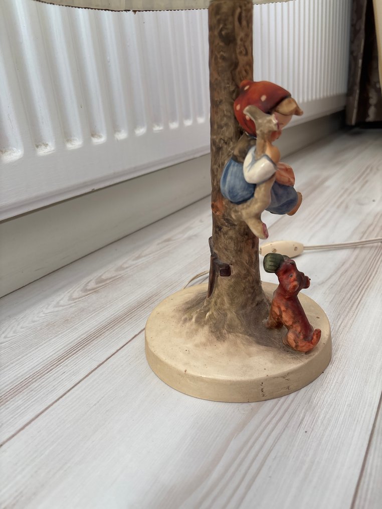 goebel - Lamppu - 44/b - Posliini, Sametti, Rattan - Goebel lamppu ja lampekap #4.3