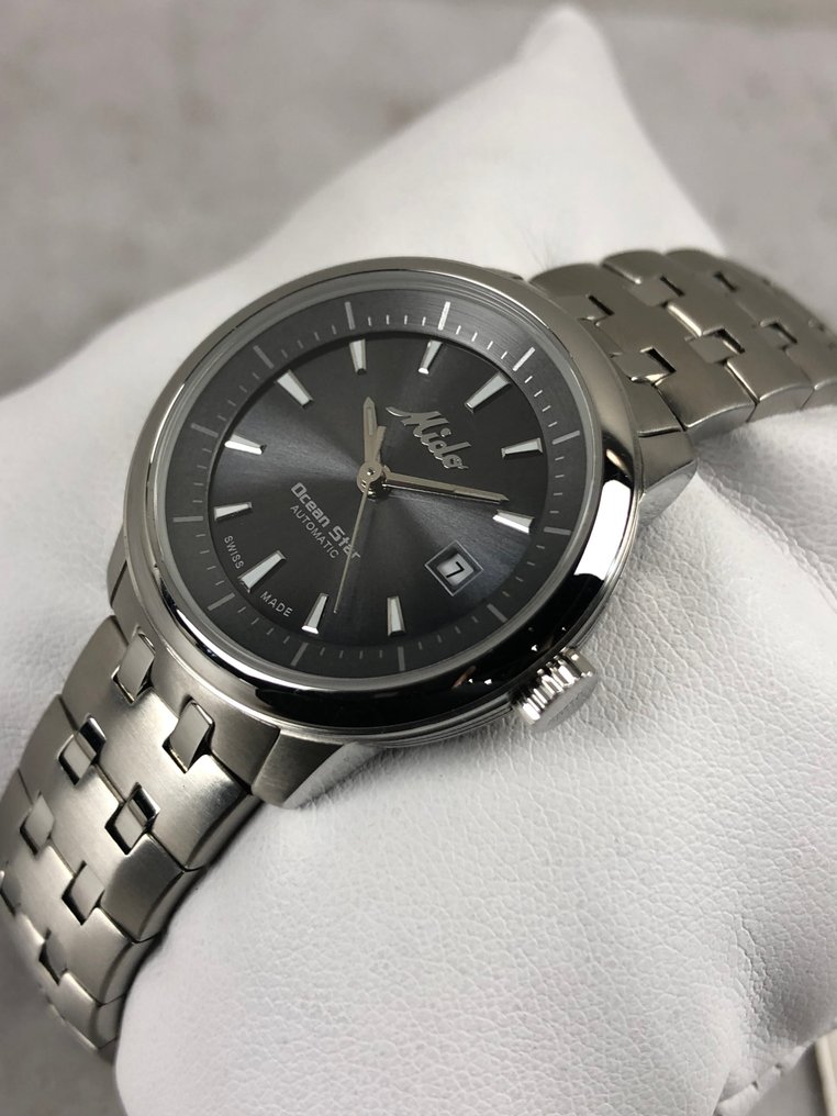 Mido - Ocean Star Captain Automatic - Bez ceny minimalnej
- M7730.4.13.1 - Kobieta - 2000-2010 #1.0