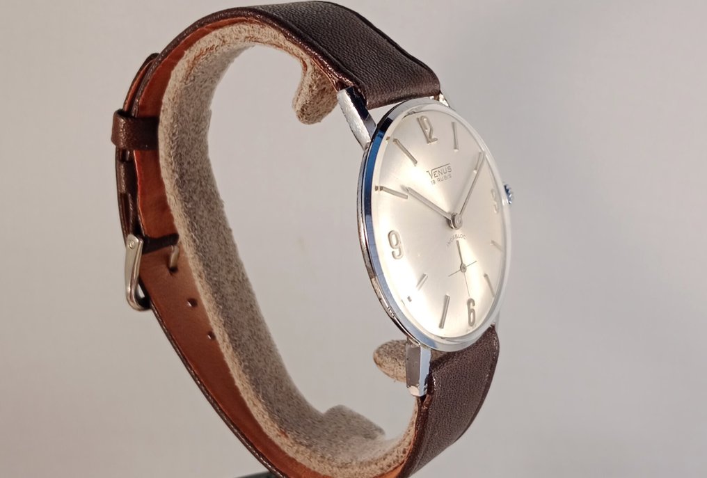 Venus - Classic Plate - Ei pohjahintaa - Miehet - 1950-1959  #2.1