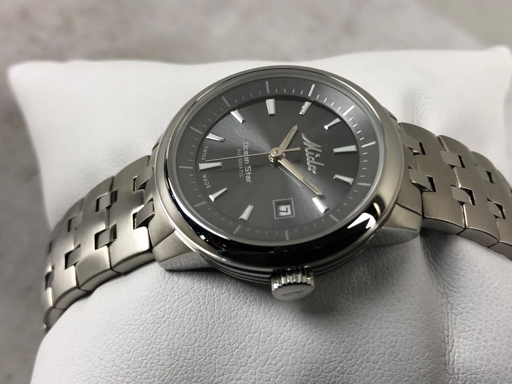 Mido - Ocean Star Captain Automatic - Bez ceny minimalnej
- M7730.4.13.1 - Kobieta - 2000-2010 #3.2