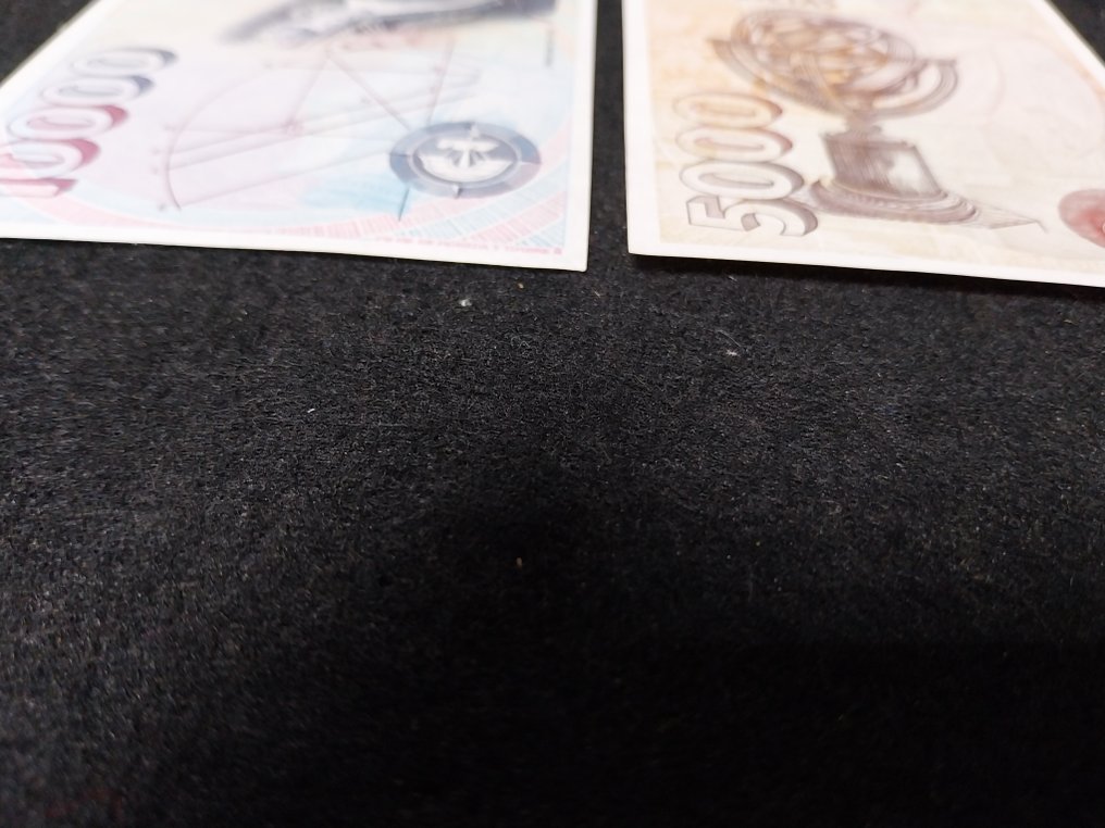 Spain. - 5000 and 10 000 Pesetas - Various Dates - Pick 165 and Pick 166 (No reserve price) #4.3