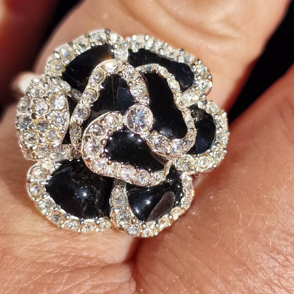 Kenneth Jay Lane - Floarea de camelia - Inel - Inspirat de Chanel #3.2