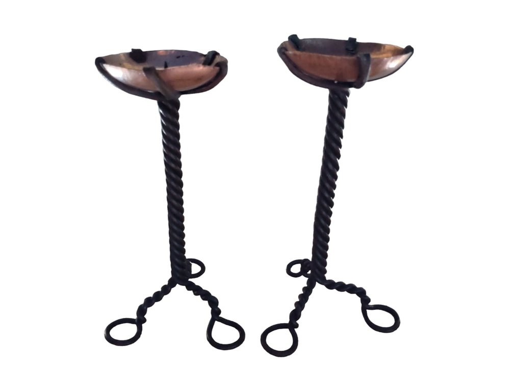 Sfeșnic (2) - Fier, Cupru - Portacandele împletite. #1.0