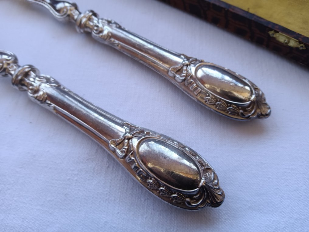 Platou de salată (2) - .950 argint - 1850-1900, Sfârșitul sec. XIX - Cabeça de Minerva #1.0