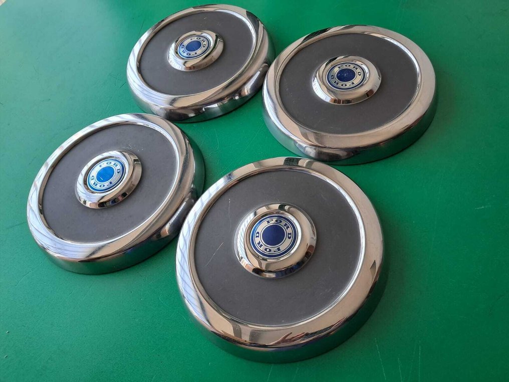 Bildel (4) - Ford - FORD Escort MK1 chrome wheel trims - 1960-1970 #1.0