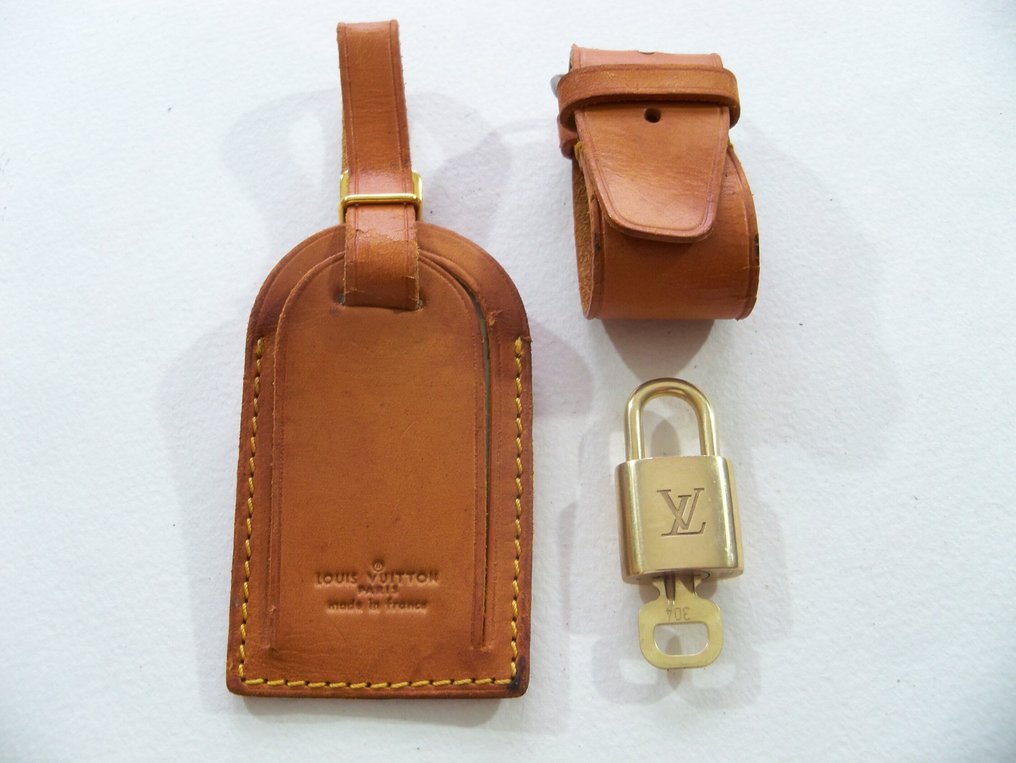 Louis Vuitton - Set for LV travel bag - Mode-accessoires set #1.0