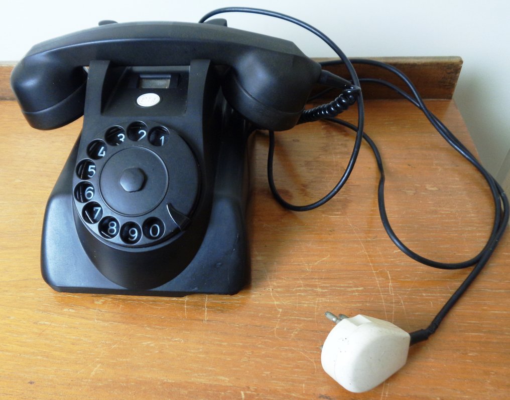 Ericsson - 模拟电话 - 办公室模型 - 人造树胶, 金属 - 固定的PTT电话 #1.0