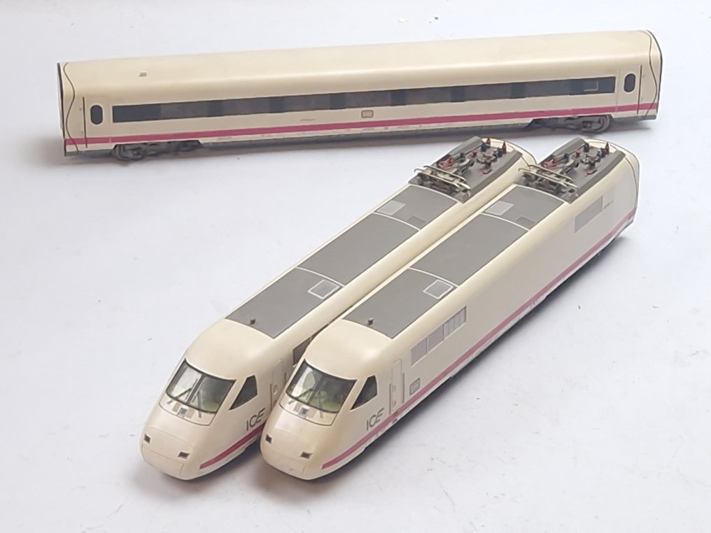 Fleischmann H0 - 4460 - 火車單元 (1) - ICE 实验 - DB #1.0