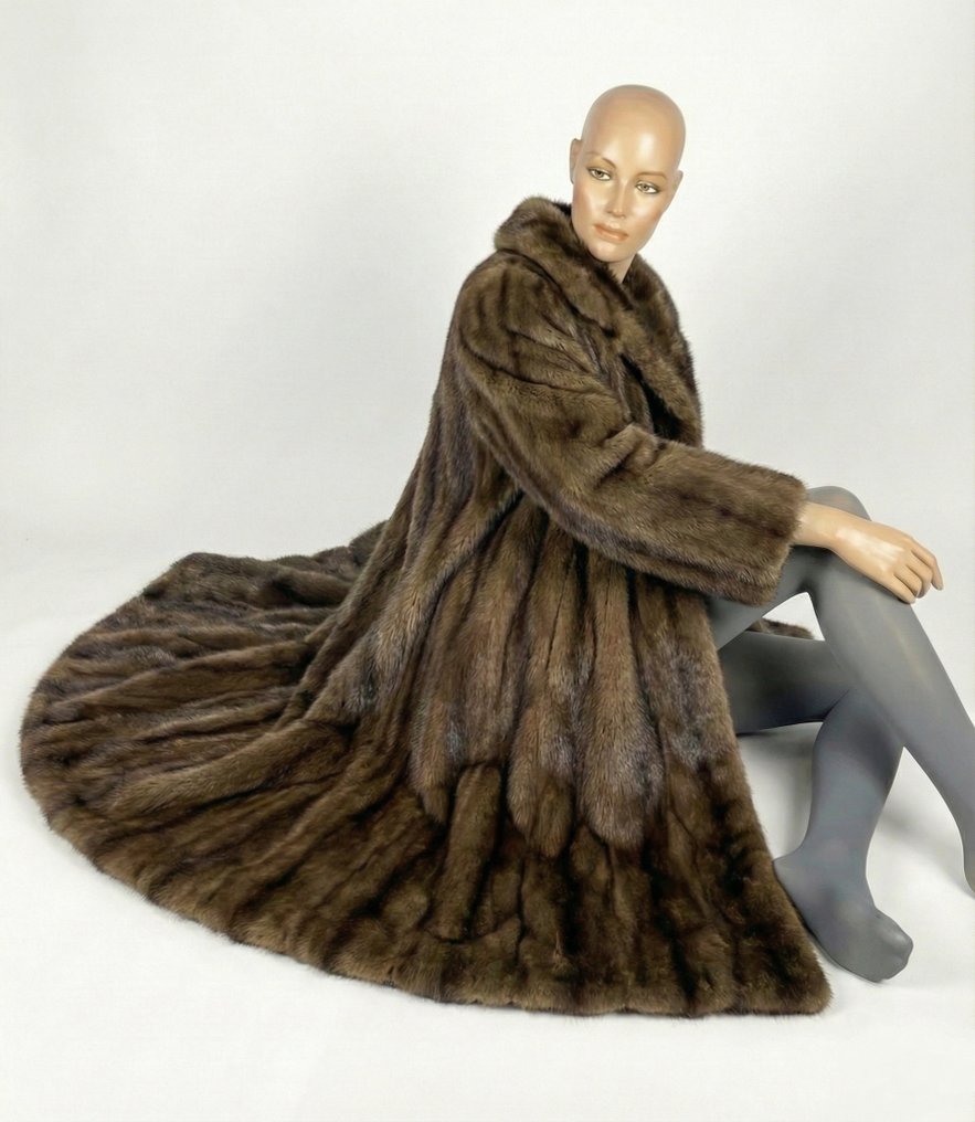 Saga Furs - Turkkitakki #1.0