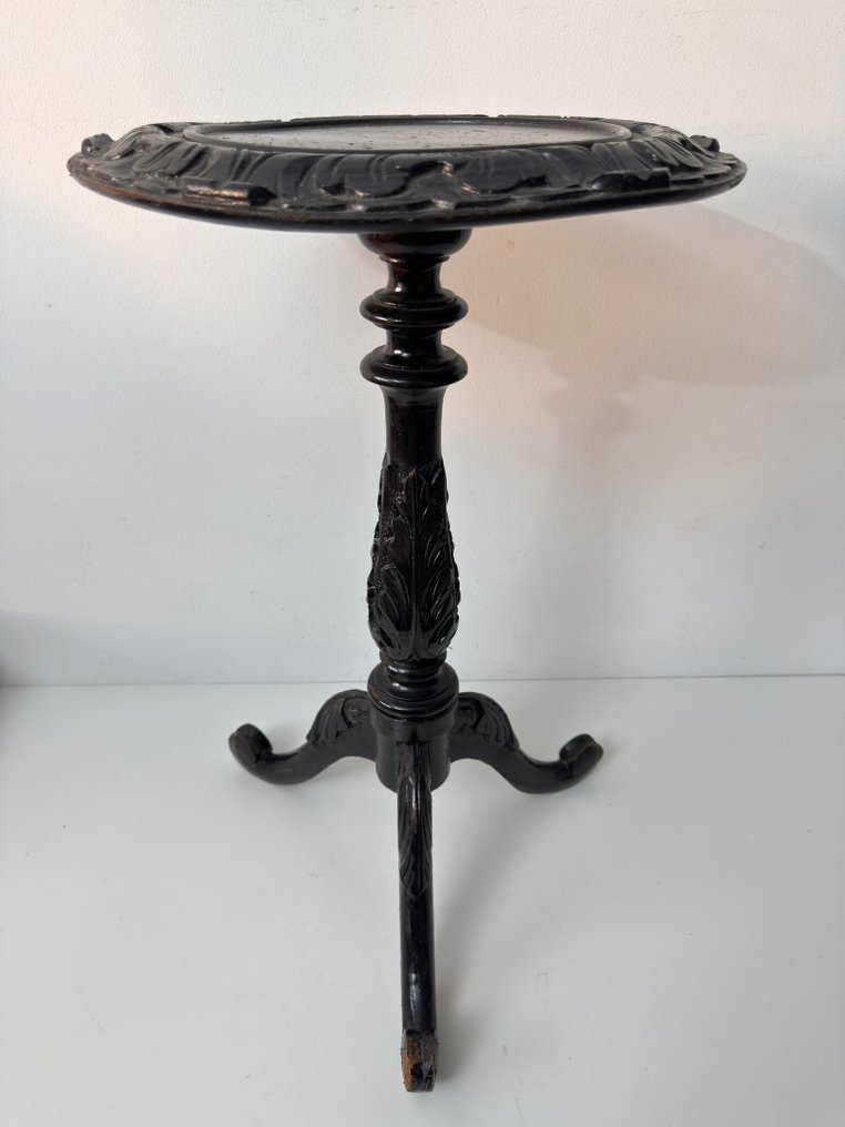 Table à plantes - Bois - Support pour vases tourné #3.2