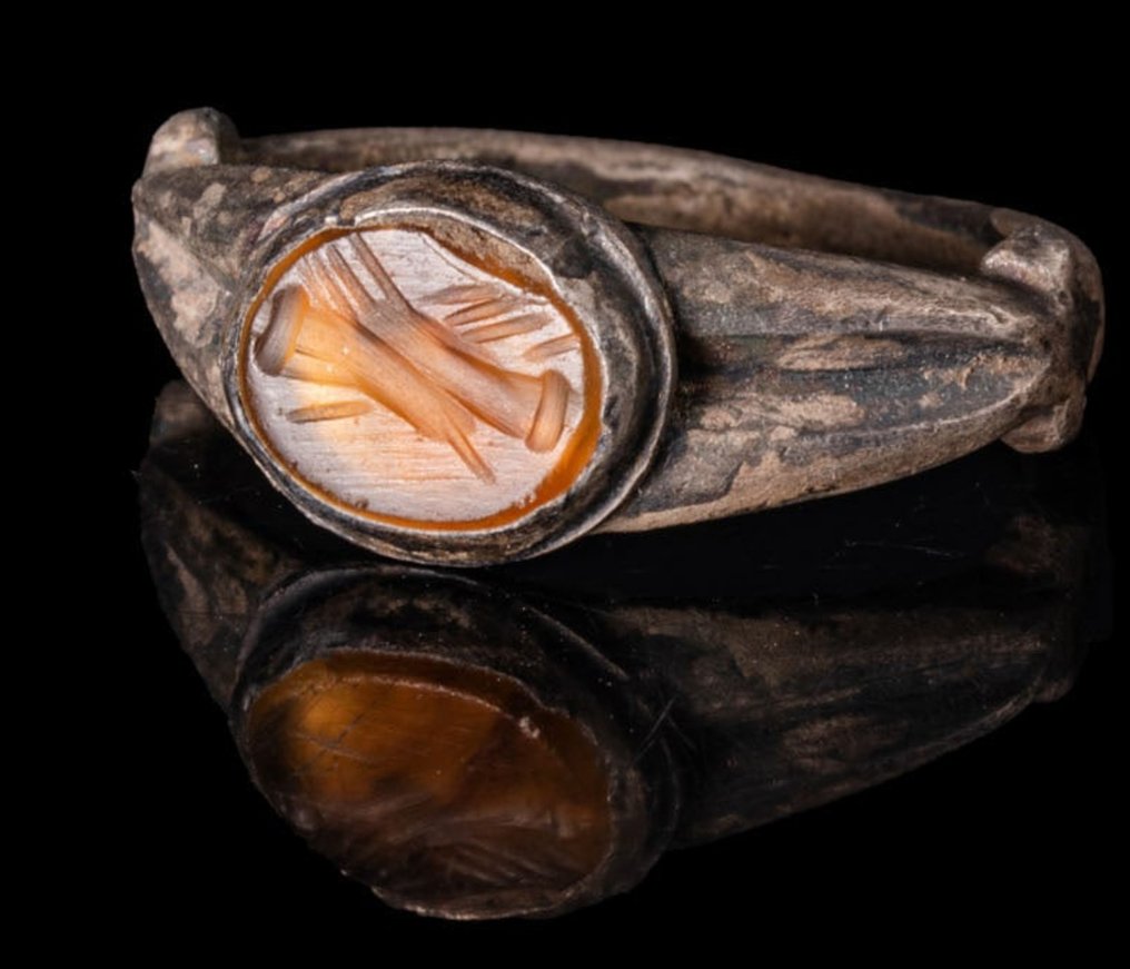 Antigua Roma Anillo romano con un intaglio. #1.0