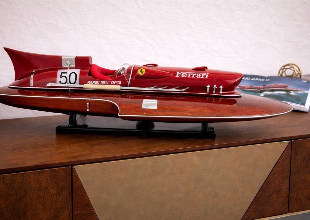 Ferrari Arno IX clouté maquette de luxe 55 cm 1:14 - Modeljacht #3.2