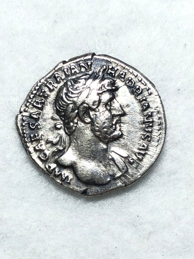 Rooman imperiumi. Hadrianus (117-138 aaj.). Denarius Rome - Genius #4.3