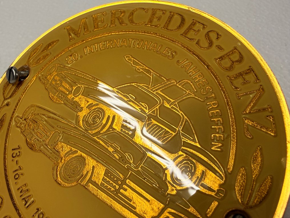 梅赛德斯-奔驰300 SL俱乐部——金色纪念牌——1999年柏林国际年度聚会 - Mercedes-Benz #4.3