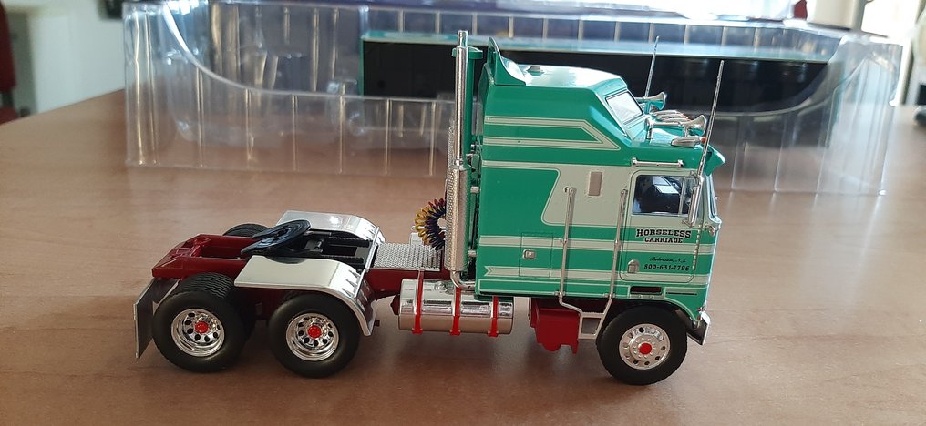 Altaya 1:43 - 模型卡车 - Kenworth K100 Aerodyne Horseless Carriage - 美国卡车 #3.2