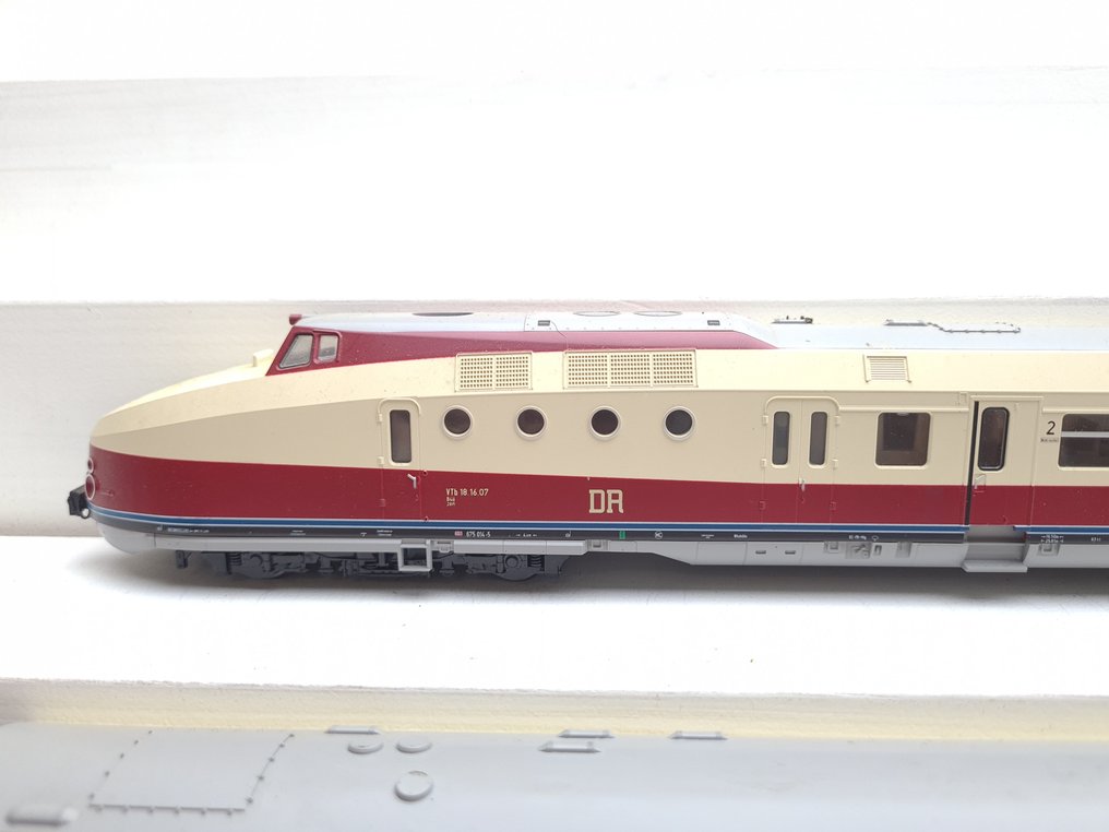 Kato H0 - 73308 - Μονάδα τρένου (1) - 4-τεμαχίων VT 18.16.07/10 - DR (DDR) #2.1