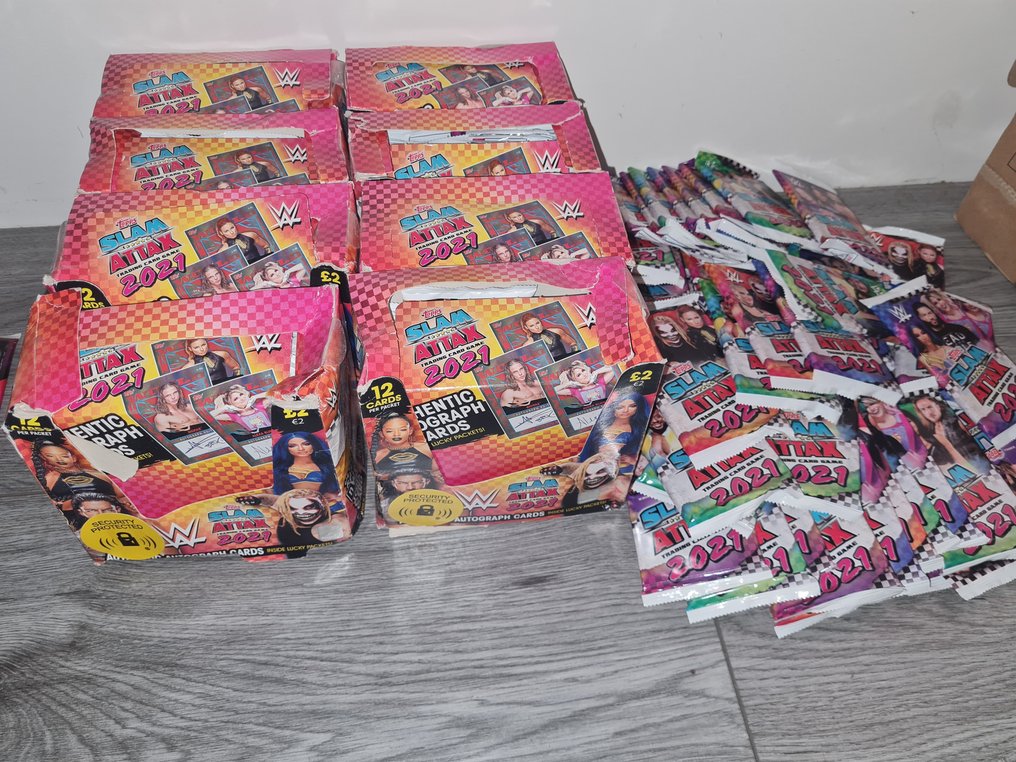 Topps Slam Attax 2021 - 8 Sealed Box + 100 Sealed Pack - Light Played (LP) #1.0