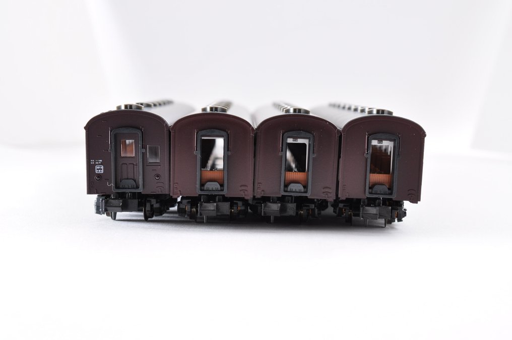 Kato N - 5086-1 5087-1 5097-1 - Train unit (4) - SuHa42 Brown / SuHa43 Brown / OHa47 Brown Passenger Car 4-Car Set 5134-1 5133-1 5135-1 - JNR #1.0