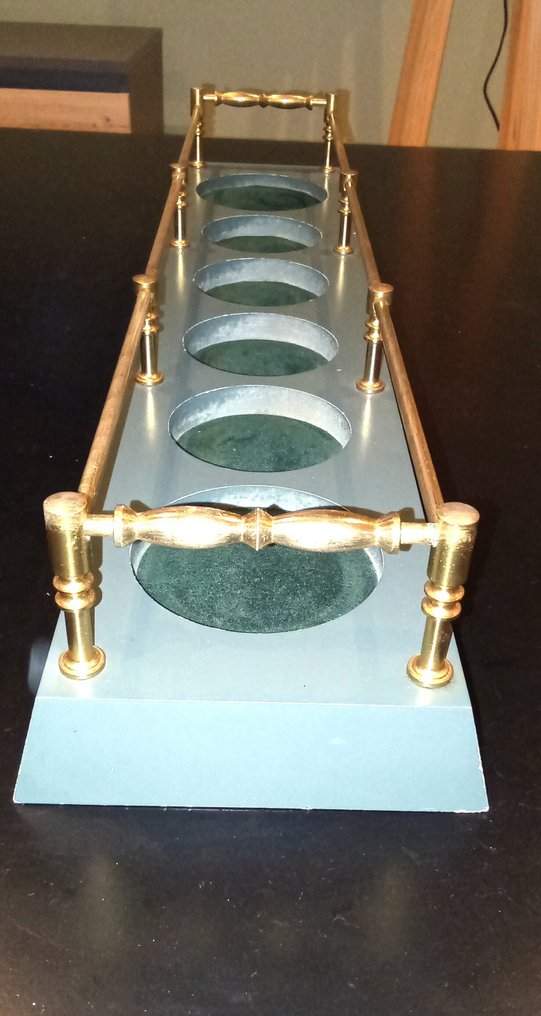 Memorabilia Classic Malts plinth - b. 1980s, 1990s - N/A #3.2