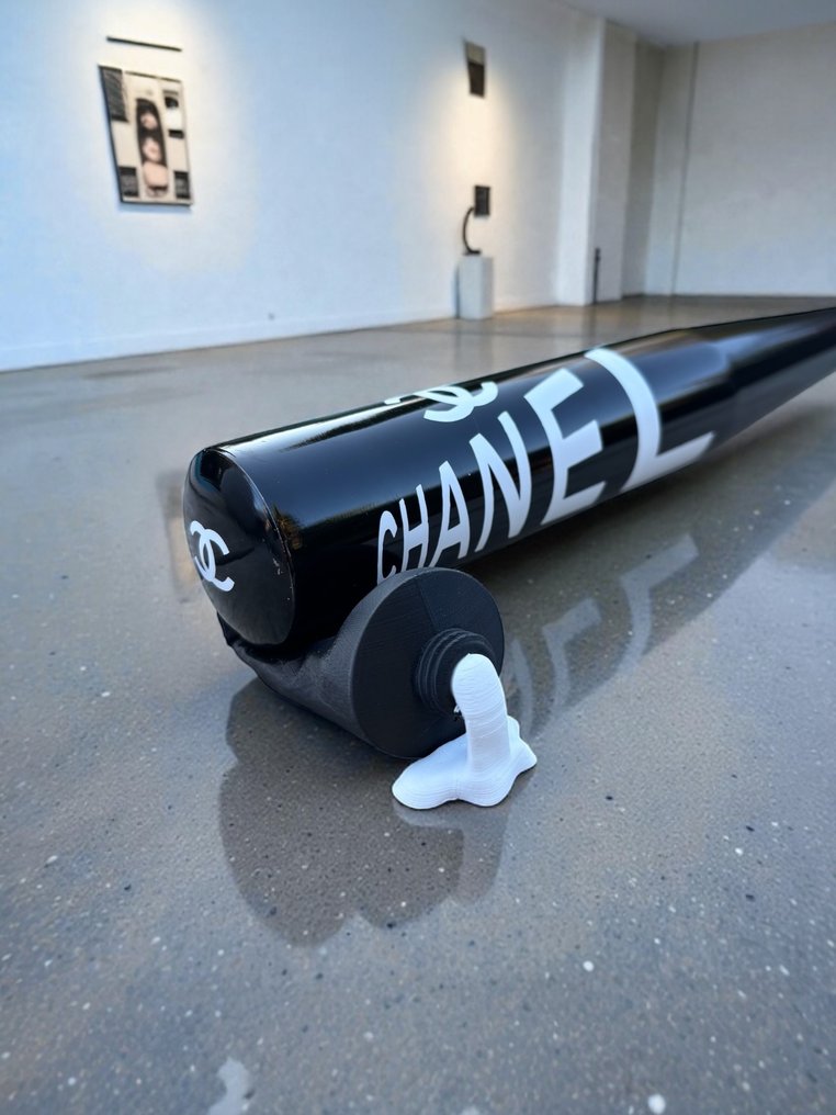 Art'fab - Batte baseball . Chanel Street #1.0