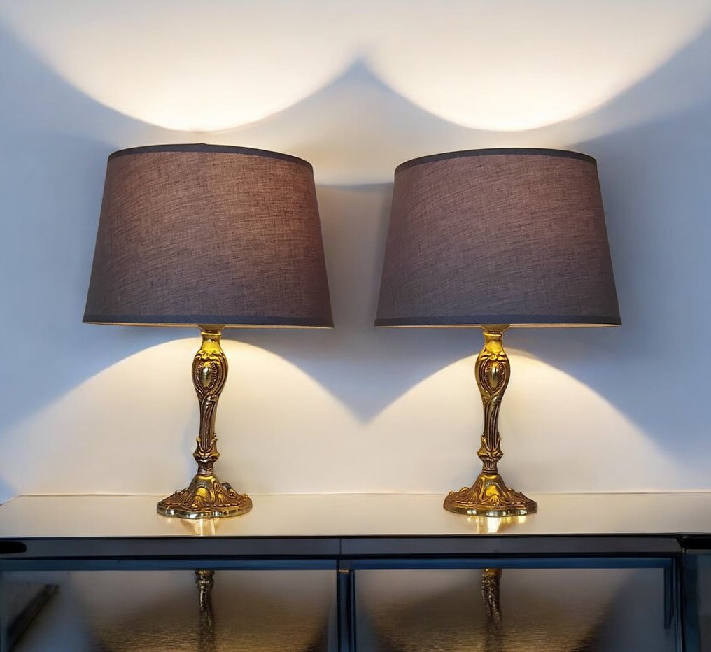 灯具 (2) - 路易十六风格 - 精细雕刻的青铜 - 黄铜色, 纺织品 #4.3