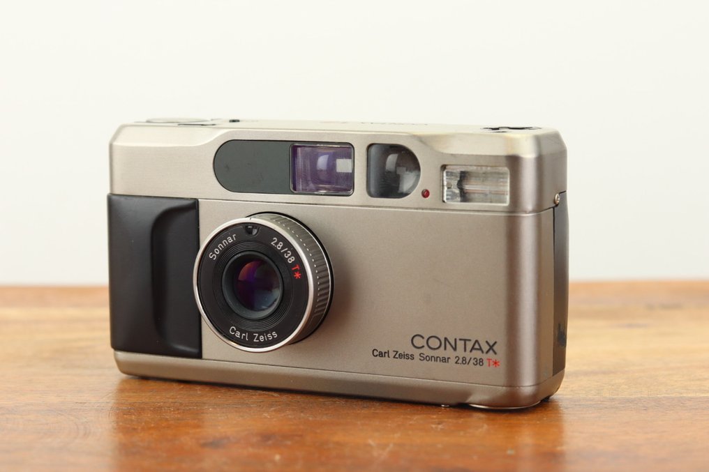 Contax T2 **read please** | Fotocamera a telemetro #1.0