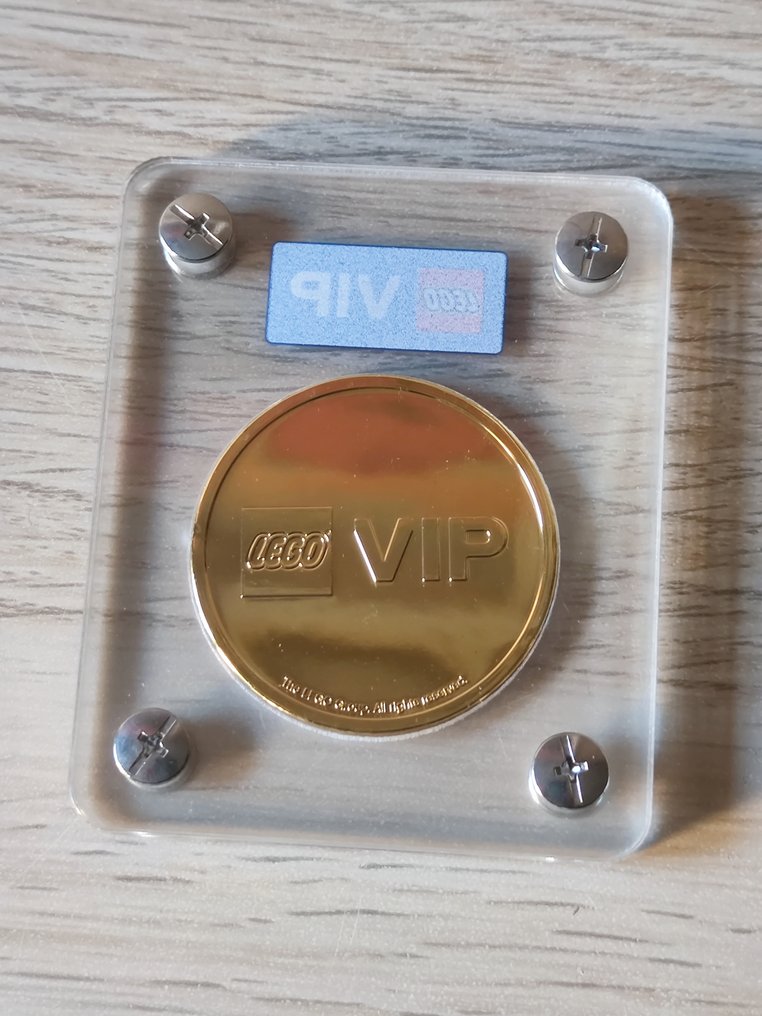 LEGO Merchandise - Promotional - Coin Pirate #2.1