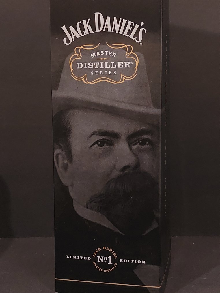 Jack Daniel's Master Distiller No 1  - b. 2012  - 1 Litre #2.1